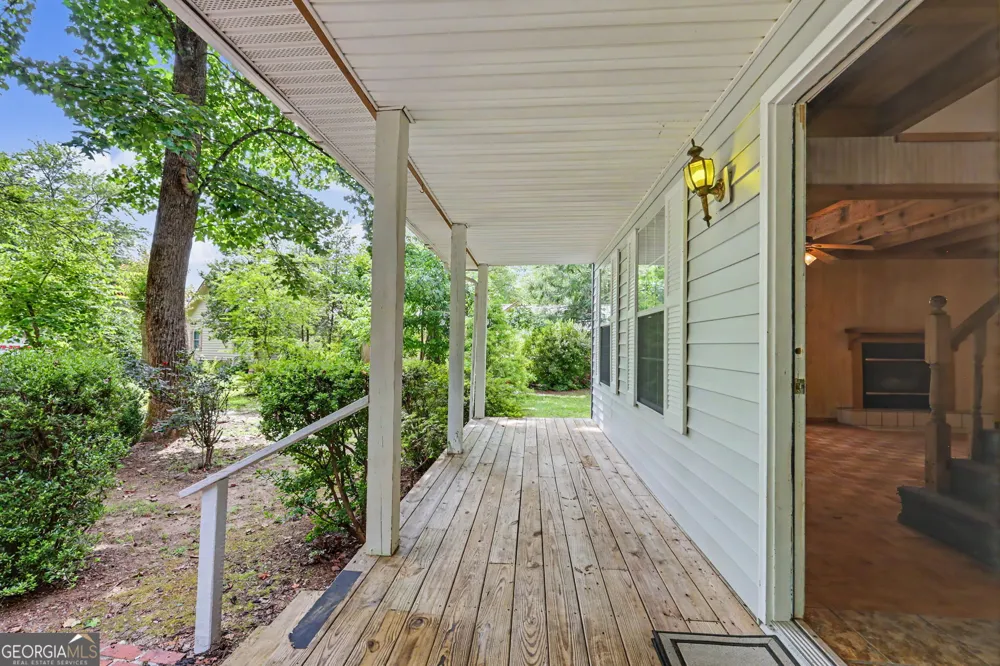 118 Seabrook LN Clayton, GA 30525