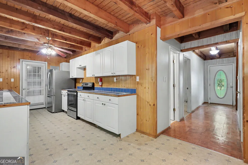 118 Seabrook LN Clayton, GA 30525