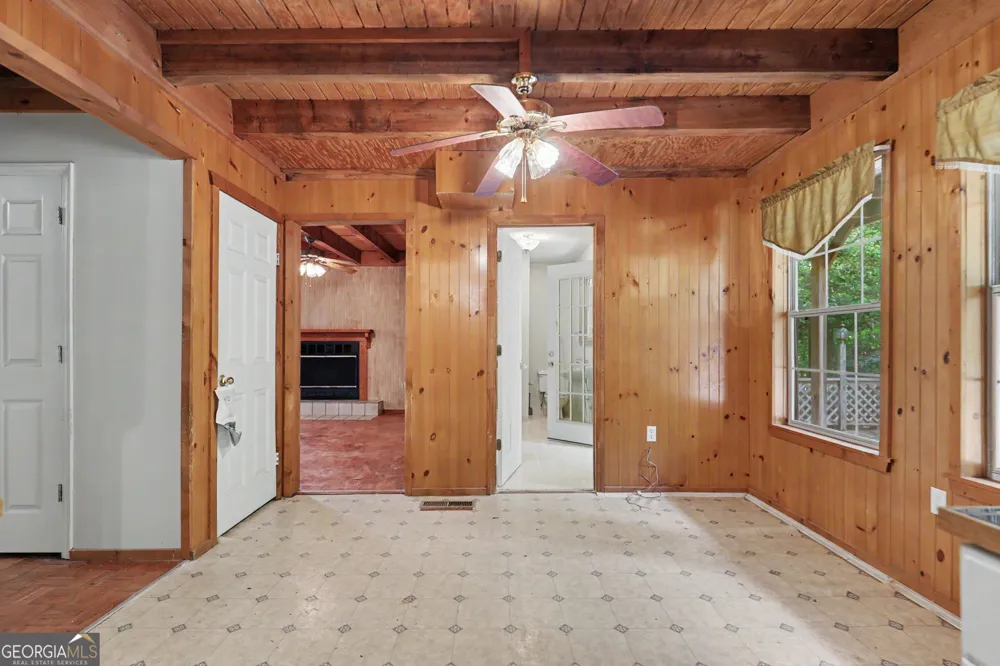 118 Seabrook LN Clayton, GA 30525