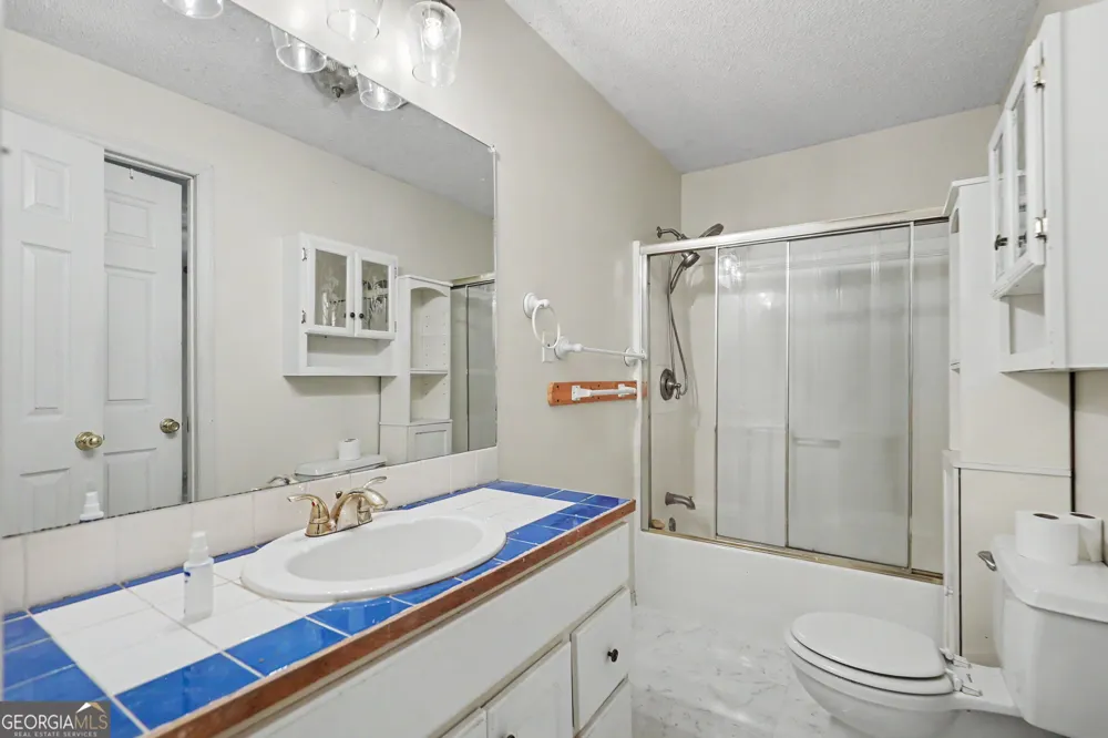 118 Seabrook LN Clayton, GA 30525