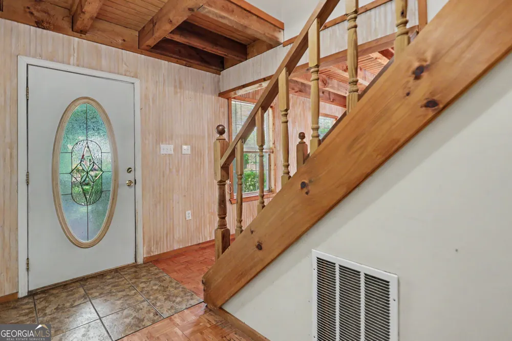 118 Seabrook LN Clayton, GA 30525