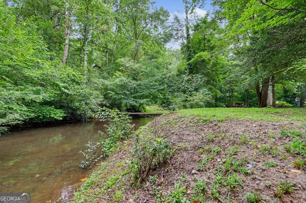 118 Seabrook LN Clayton, GA 30525
