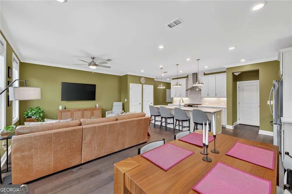 1409 Casteel Lake LN Buford, GA 30518