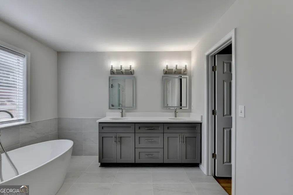 340 Waddington TRL Johns Creek, GA 30097