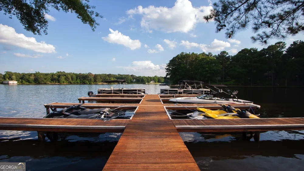1121 Silverton DR Greensboro, GA 30642