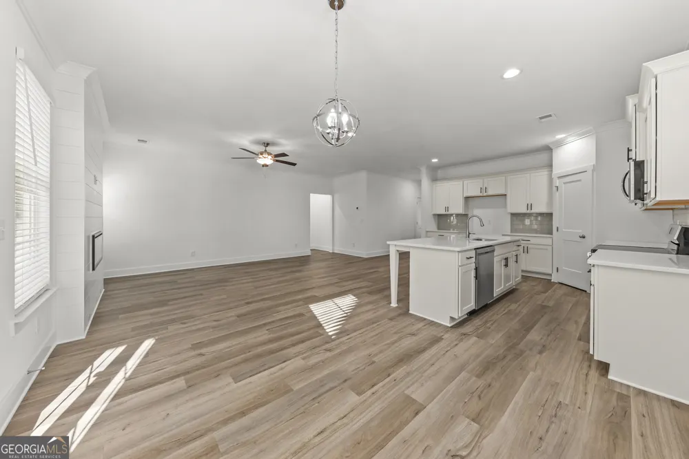 1121 Silverton DR Greensboro, GA 30642
