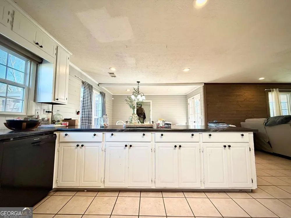 201 Burketts Ferry RD Hazlehurst, GA 31539