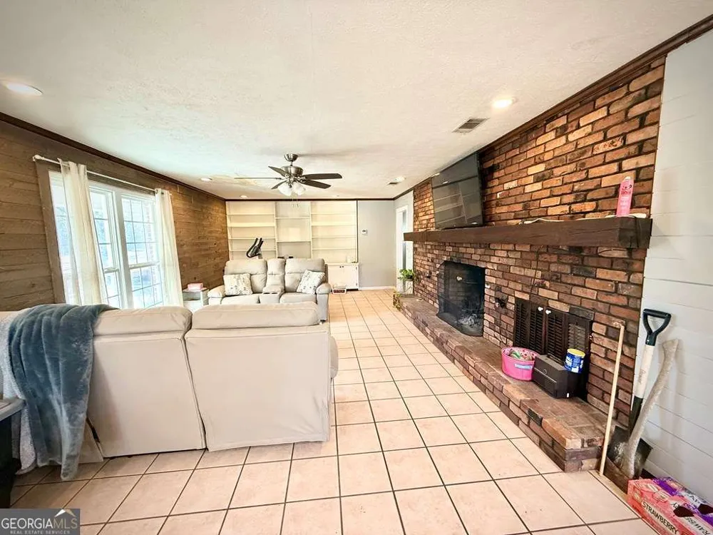 201 Burketts Ferry RD Hazlehurst, GA 31539