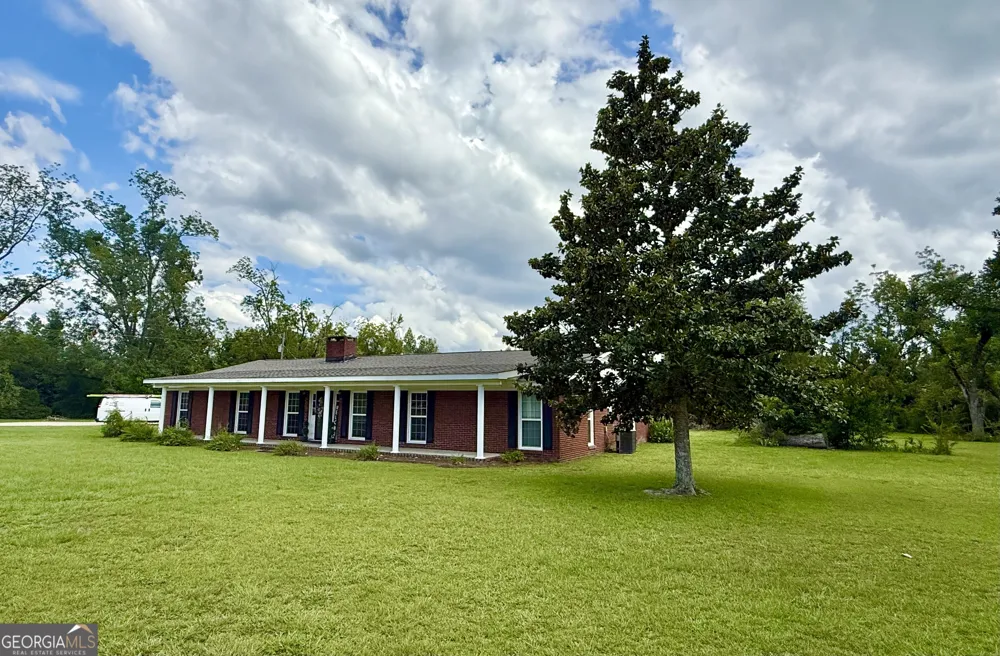 201 Burketts Ferry RD Hazlehurst, GA 31539