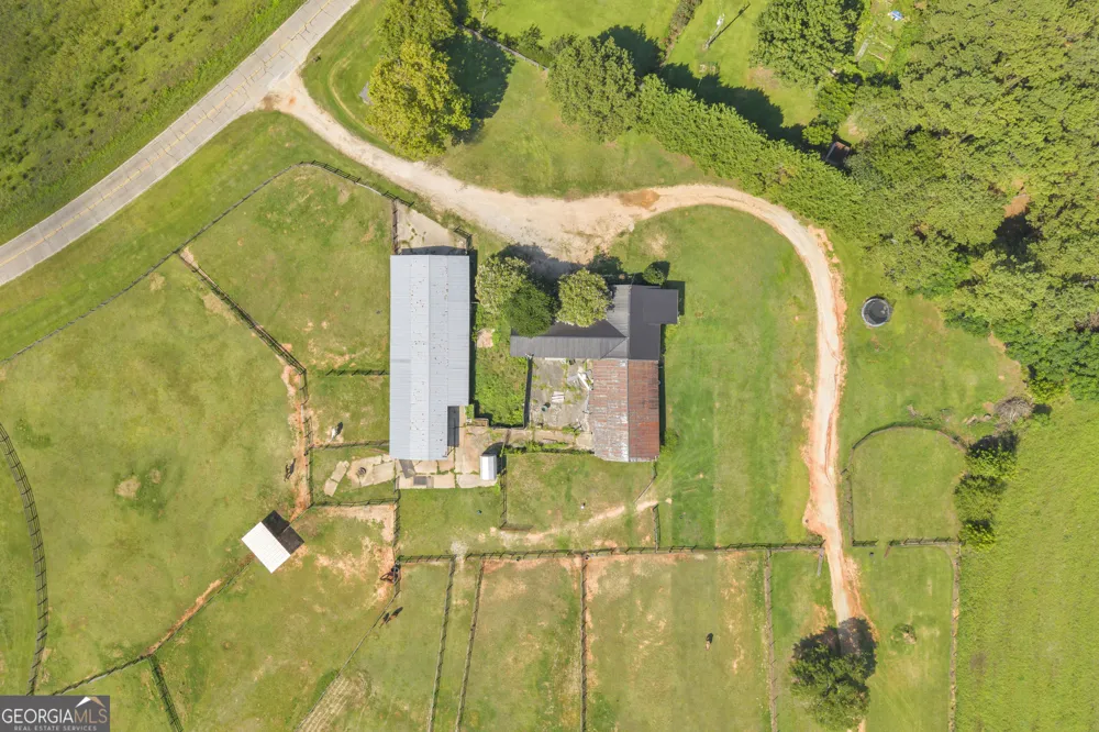 872 Woodlawn RD Mansfield, GA 30055
