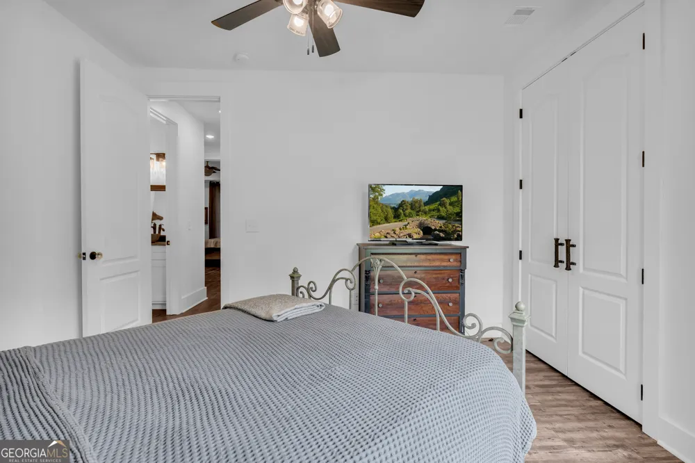 872 Woodlawn RD Mansfield, GA 30055