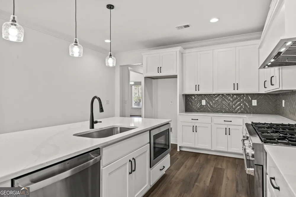 1080 Brassie LN Greensboro, GA 30642