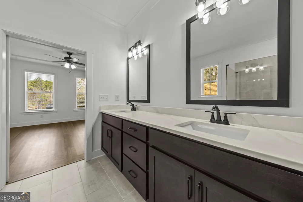 1080 Brassie LN Greensboro, GA 30642