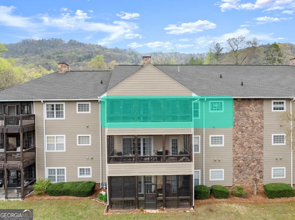 20 Gleneagle CT Clayton, GA 30525