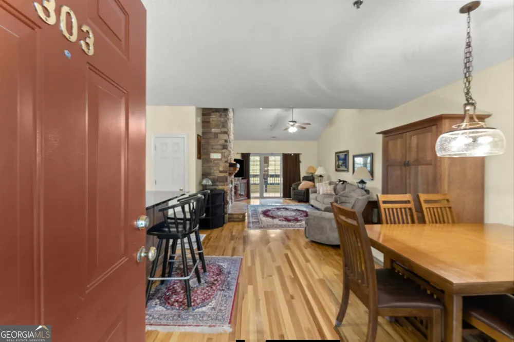20 Gleneagle CT Clayton, GA 30525