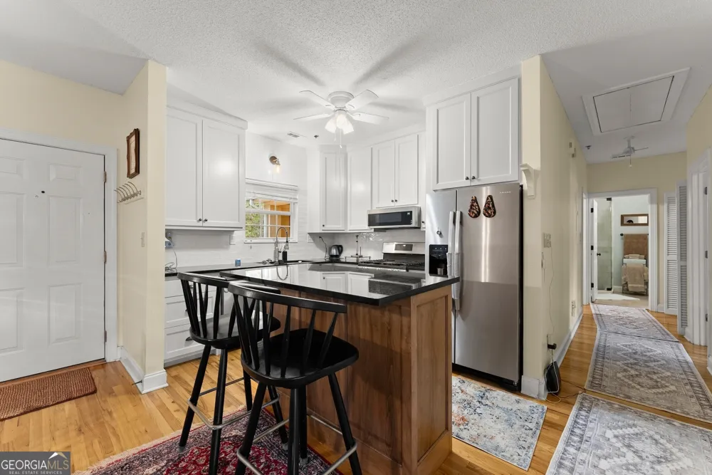 20 Gleneagle CT Clayton, GA 30525