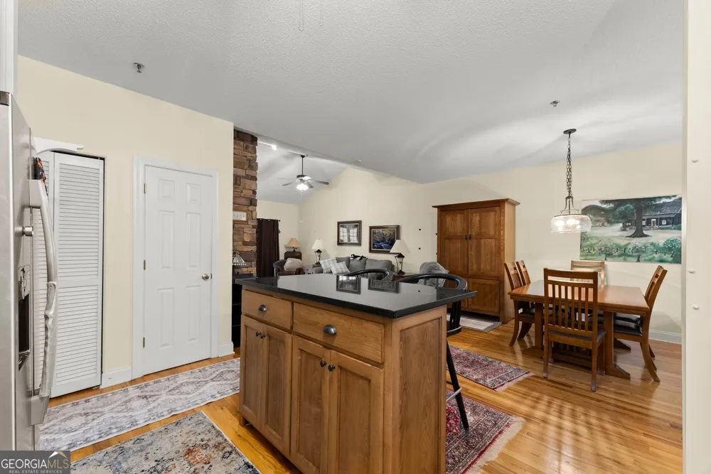 20 Gleneagle CT Clayton, GA 30525