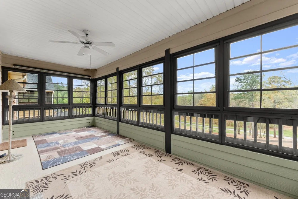 20 Gleneagle CT Clayton, GA 30525