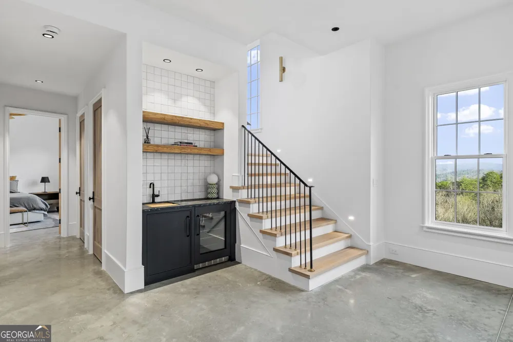 814 Summit RDG Clarkesville, GA 30523