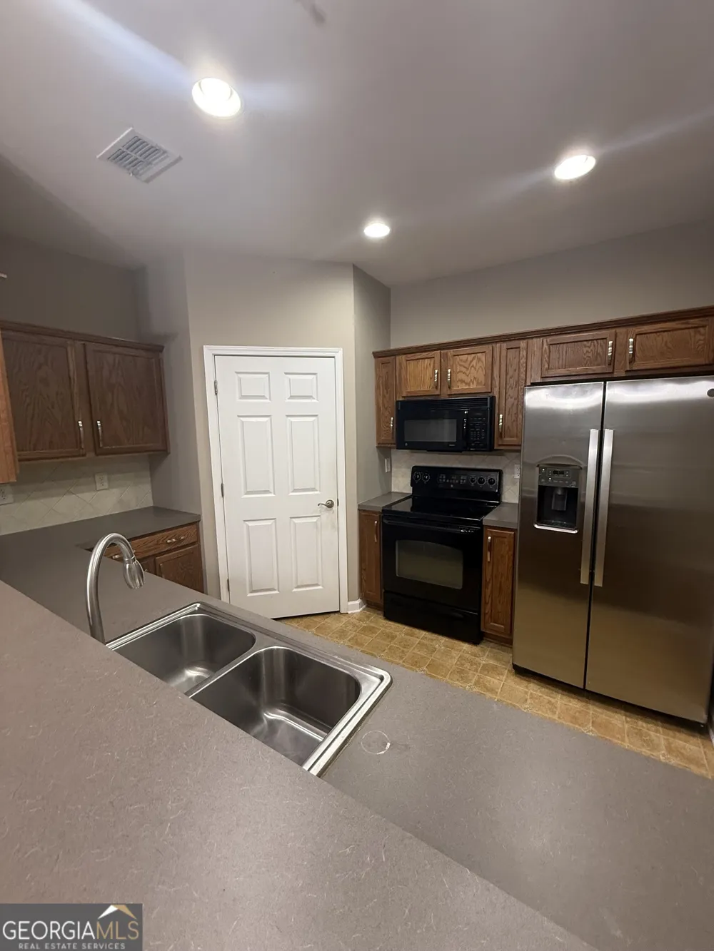 1955 Nocturne DR Alpharetta, GA 30009