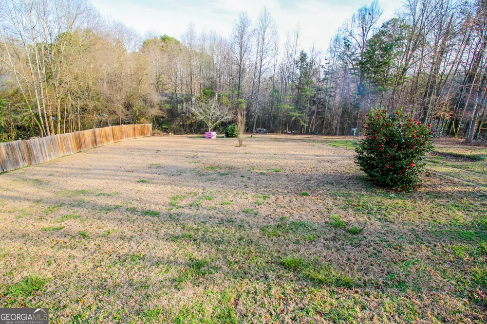 5674 Maiden LN Lula, GA 30554