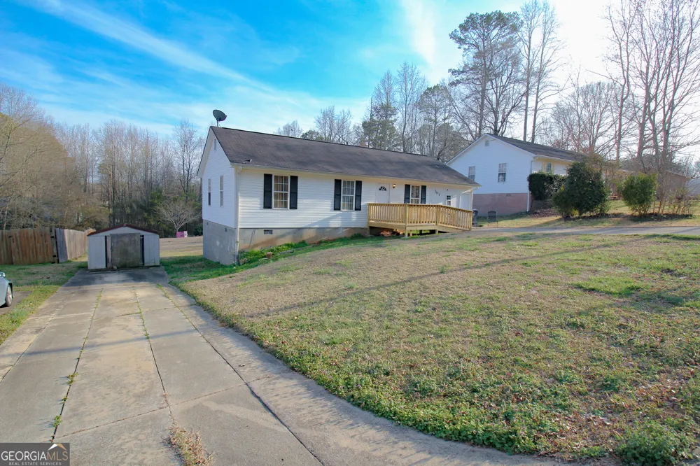 5674 Maiden LN Lula, GA 30554