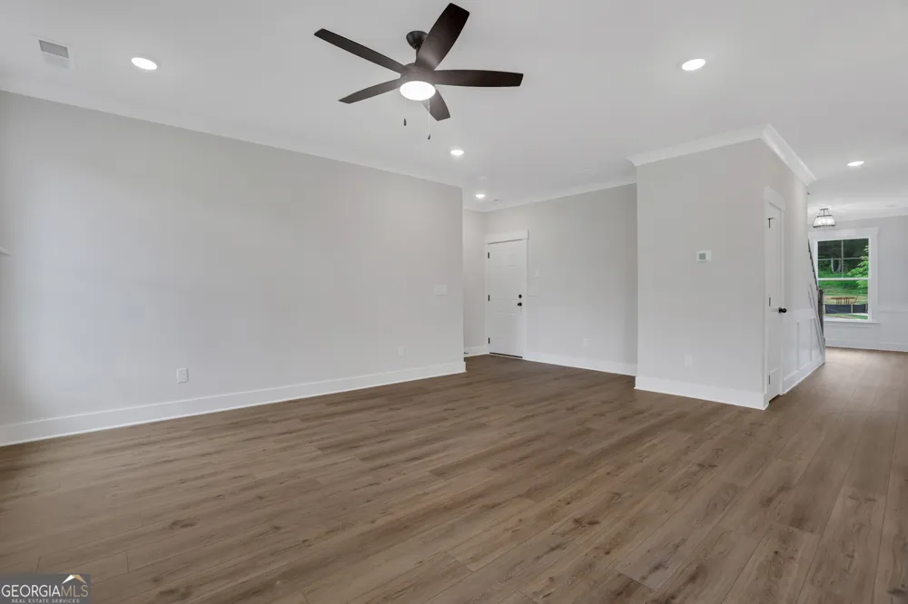 317 Conifer LN Ball Ground, GA 30107