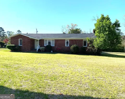 555 Jordan LN