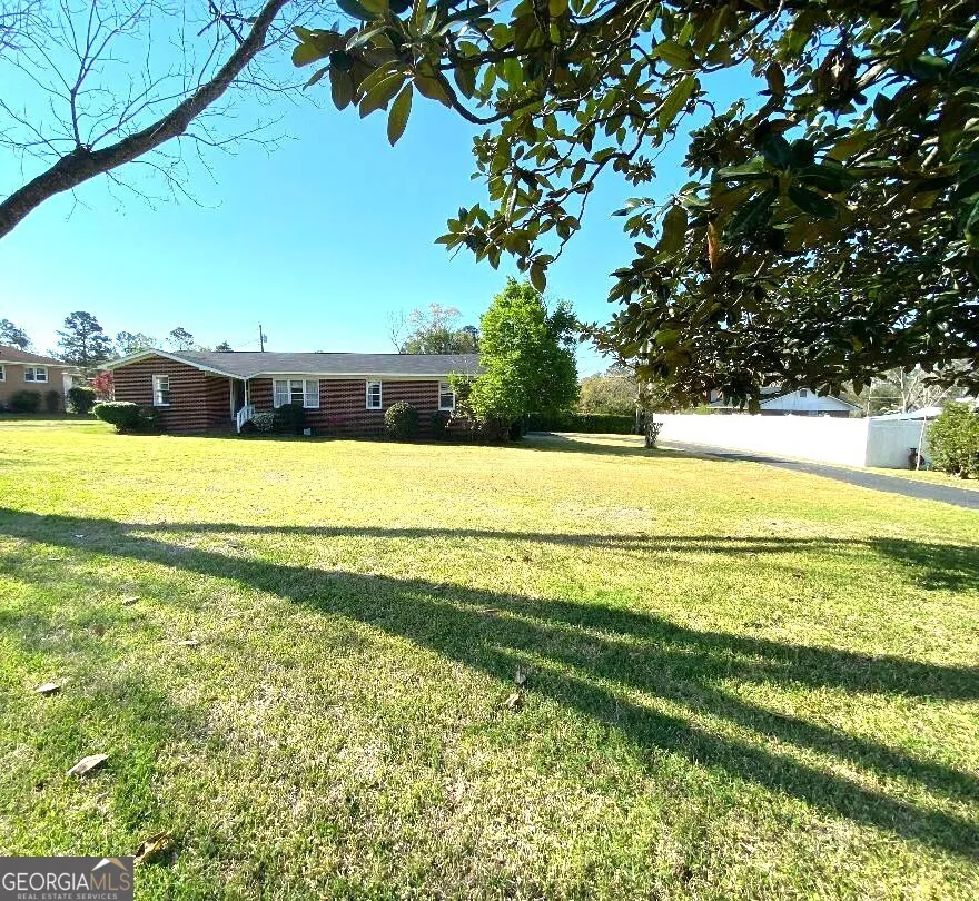 555 Jordan LN Swainsboro, GA 30401