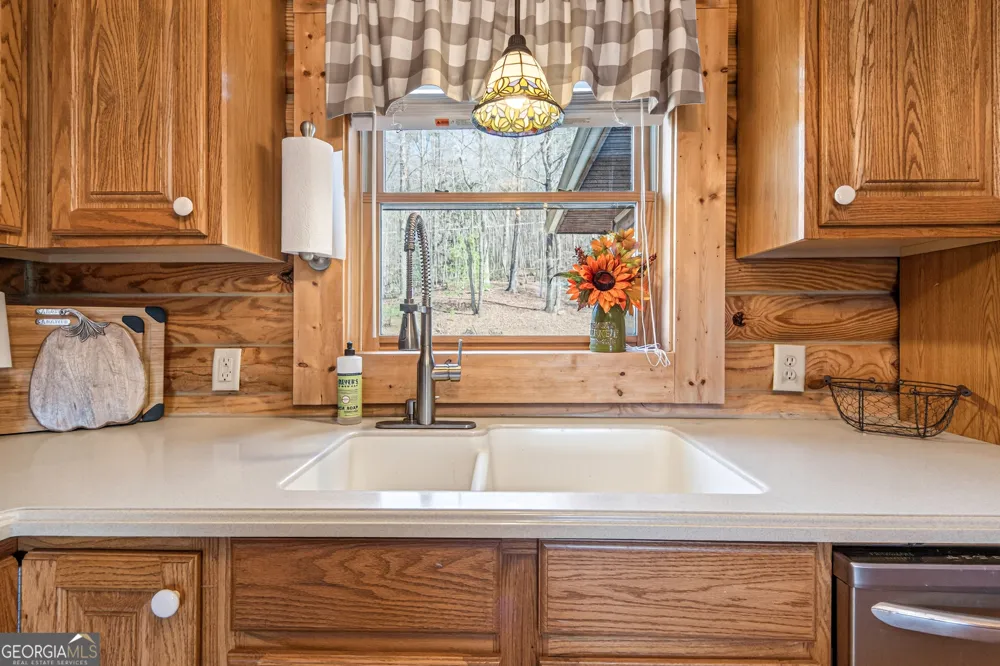 103 Starlight DR Sautee Nacoochee, GA 30571