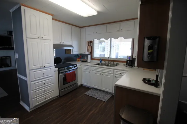 3169 Golden Isle PKWY E Baxley, GA 31513