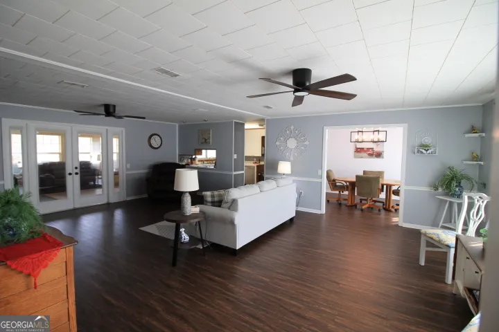 3169 Golden Isle PKWY E Baxley, GA 31513