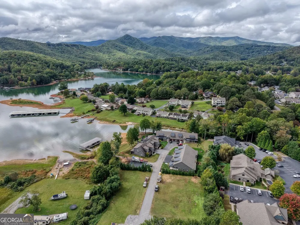 98 Brett WAY Hiawassee, GA 30546