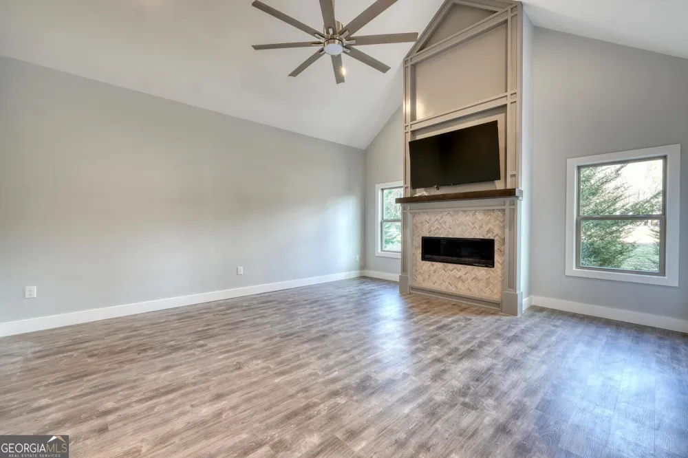 98 Brett WAY Hiawassee, GA 30546