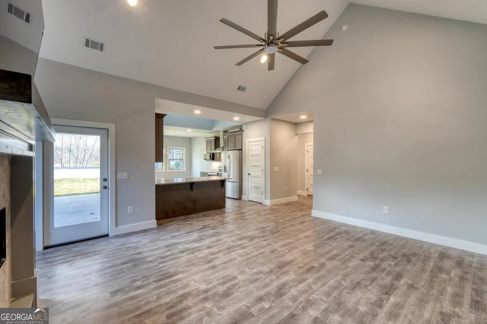 98 Brett WAY Hiawassee, GA 30546