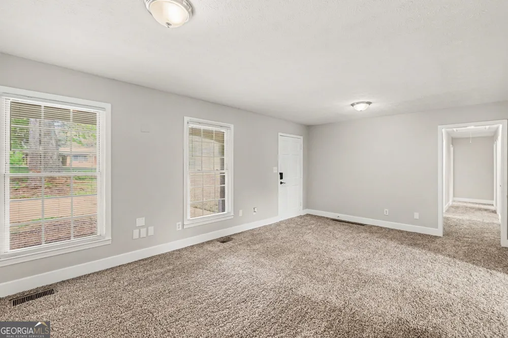 4938 Kings HWY Douglasville, GA 30135