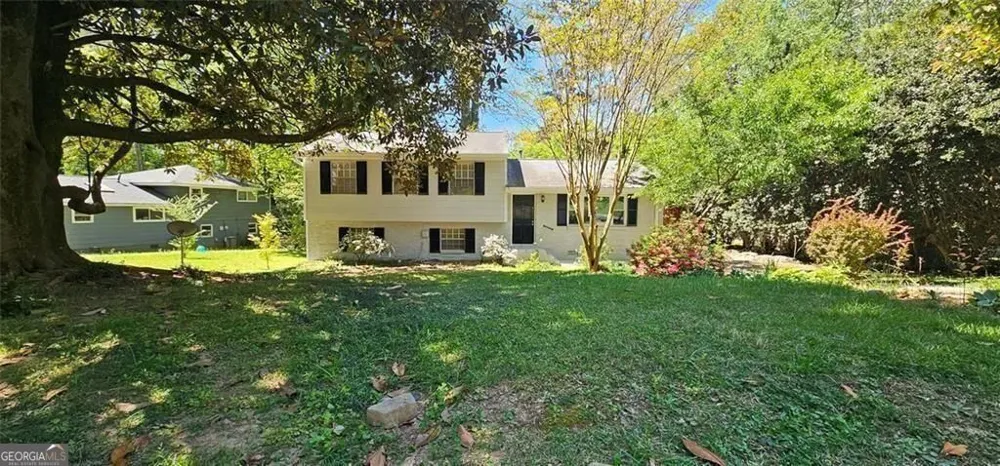 1096 De Leon CT Clarkston, GA 30021