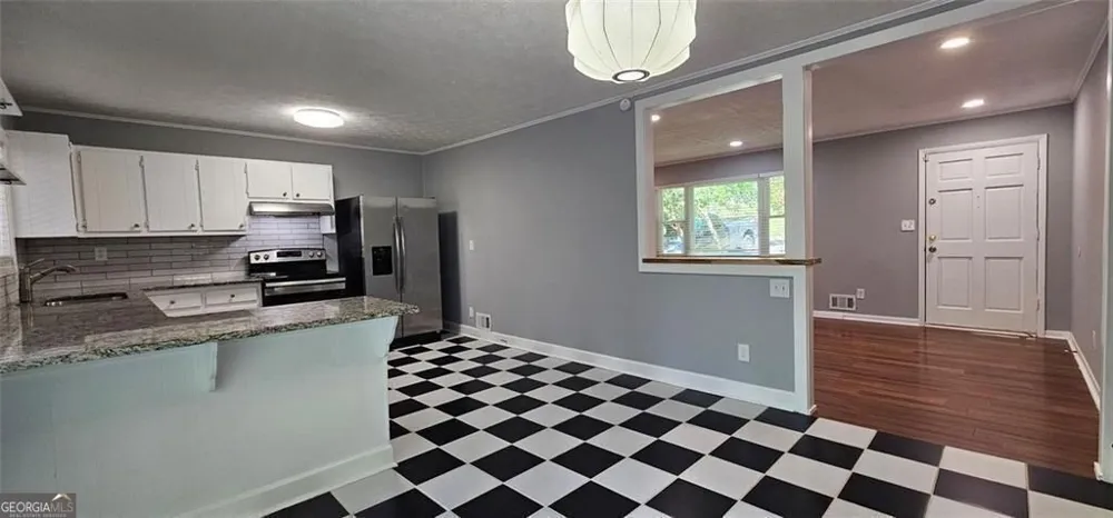 1096 De Leon CT Clarkston, GA 30021