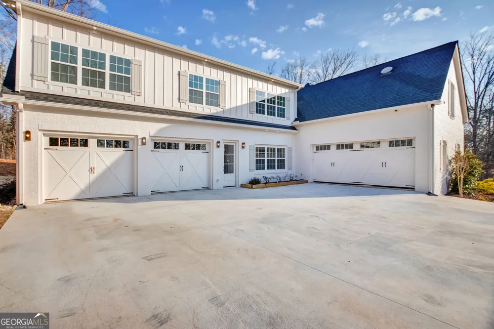2345 Fred Pitts RD Clarkesville, GA 30523