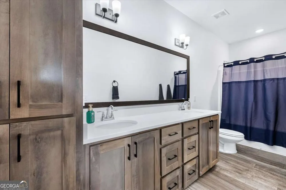 6984 Old River RD S Brooklet, GA 30415