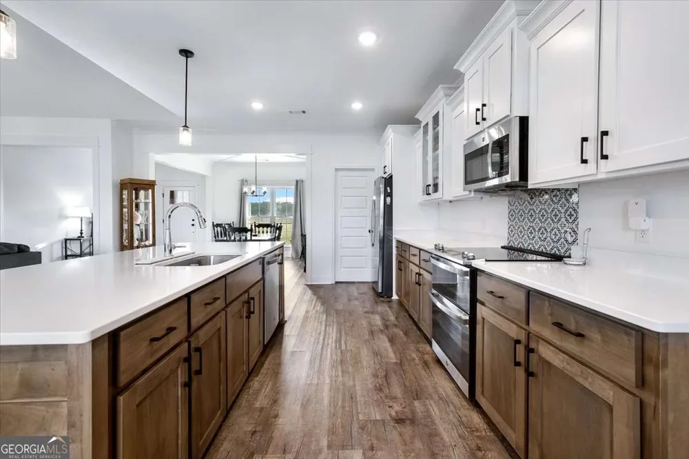 6984 Old River RD S Brooklet, GA 30415