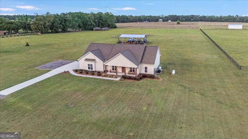 6984 Old River RD S Brooklet, GA 30415