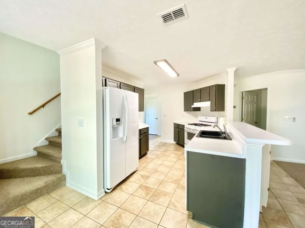 640 Suwanee Lakes CIR Suwanee, GA 30024