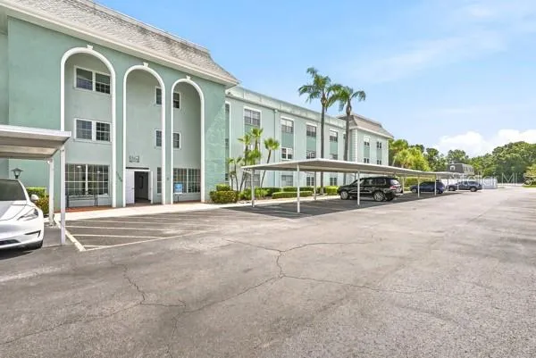 1706 BELLEAIR FOREST DRIVE #136 Clearwater, FL 33756
