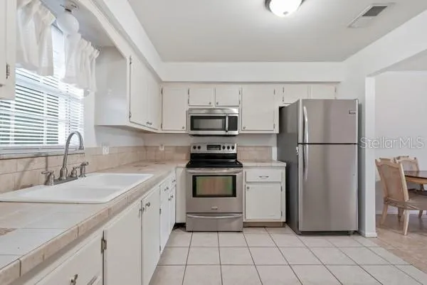 1706 BELLEAIR FOREST DRIVE #136 Clearwater, FL 33756