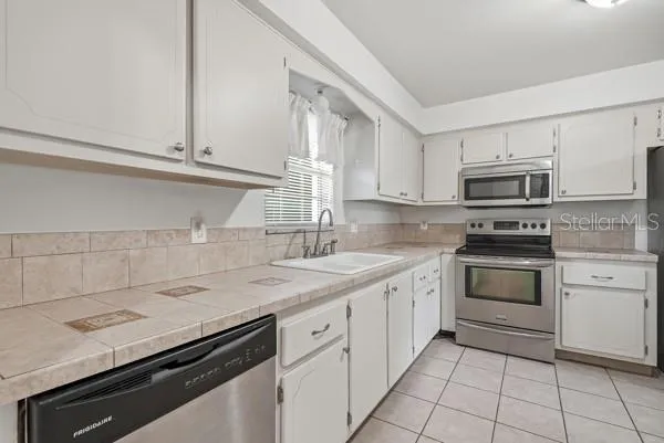 1706 BELLEAIR FOREST DRIVE #136 Clearwater, FL 33756