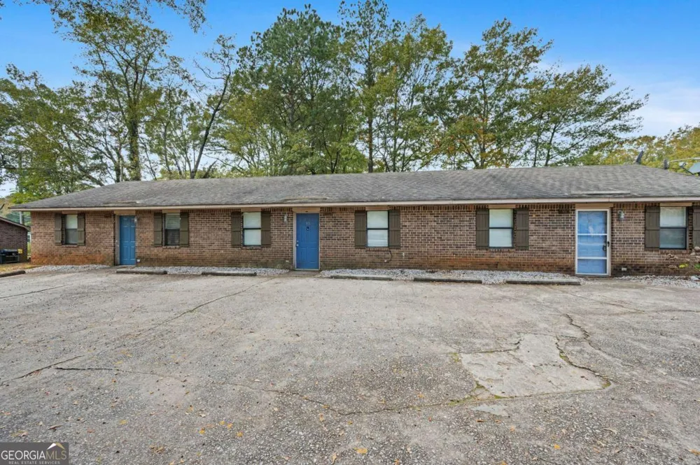 1012 Davis ST Monroe, GA 30655