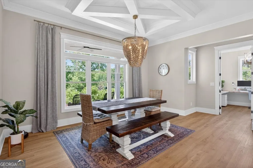 800 Garland Mountain TRL Waleska, GA 30183