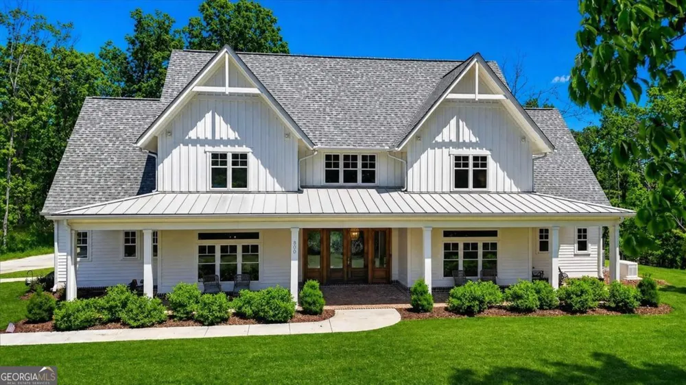 800 Garland Mountain TRL Waleska, GA 30183