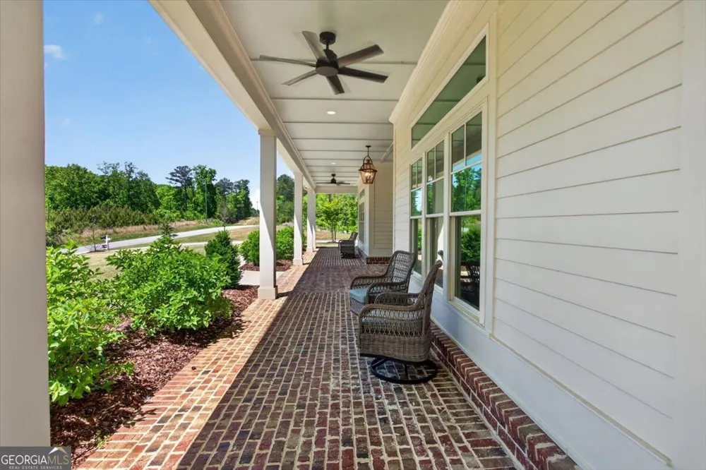 800 Garland Mountain TRL Waleska, GA 30183
